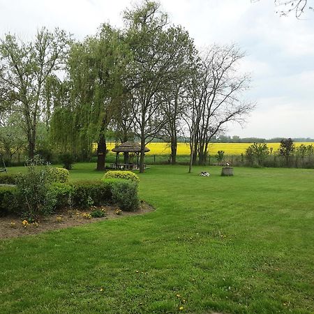 Herberg Tisza Tiszabábolna Exterior photo