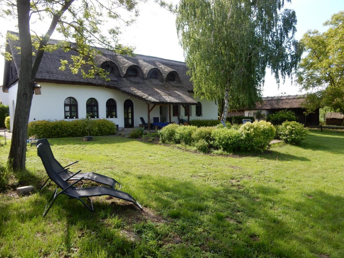 Herberg Tisza Tiszabábolna Exterior photo