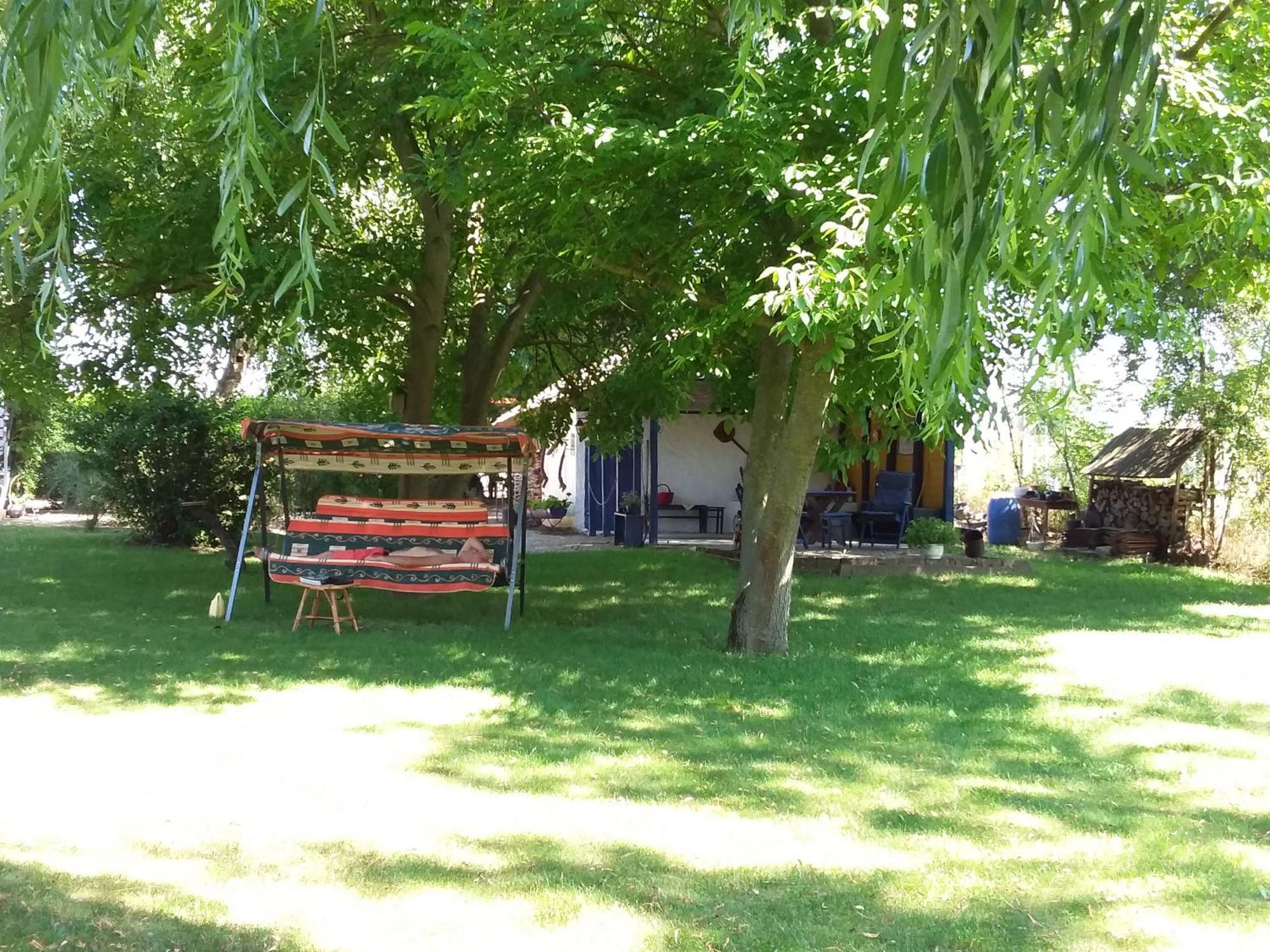 Herberg Tisza Tiszabábolna Exterior photo